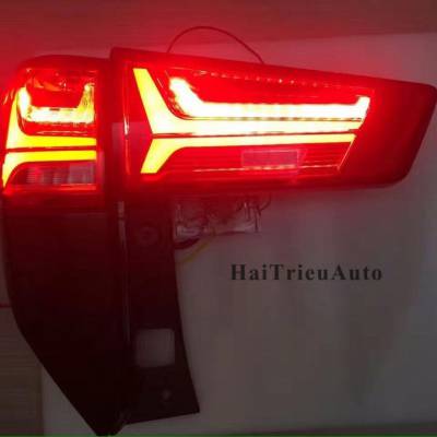 Bệ bước chân chấm bi cho xe innova