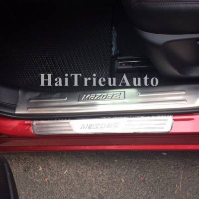 Nẹp chống trầy cốp cho xe mazda 2