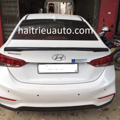 nẹp chống trầy cốp xe Hyundai Accent 2018