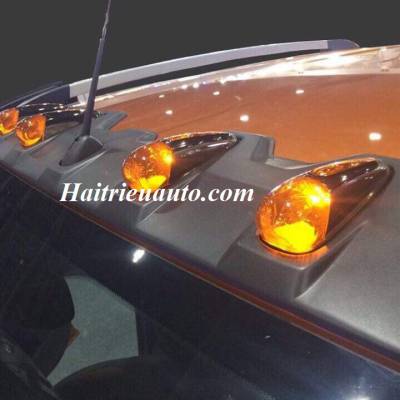 Nẹp bước chân không đèn Focus 2017