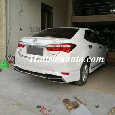 ốp trang trí biển số cho xe fortuner 2017