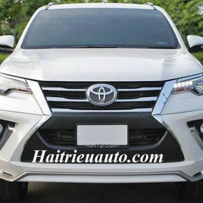 Bệ bước điện cho xe Fortuner