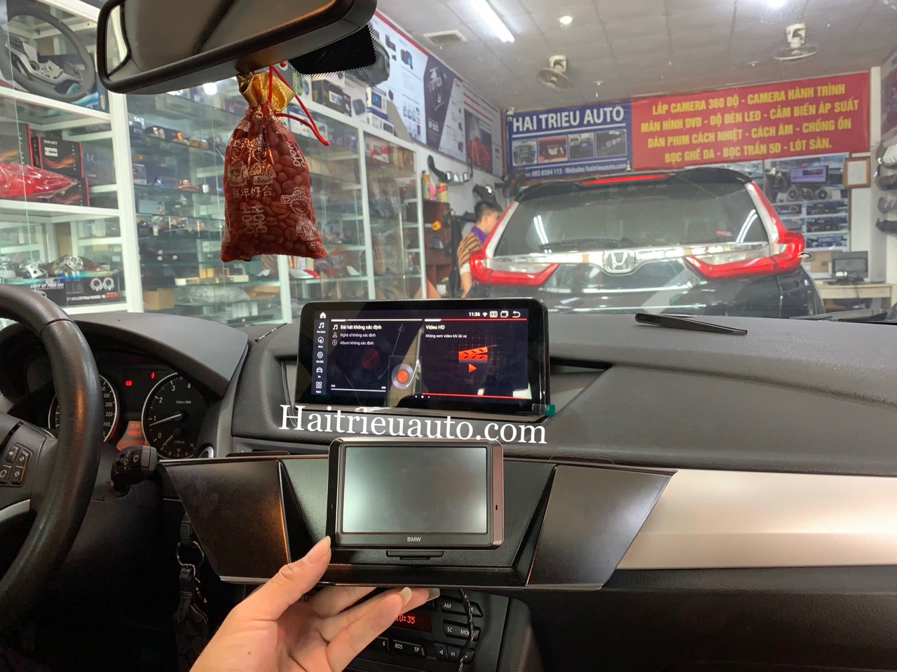 Màn hình android theo xe BMW X1 2 Image