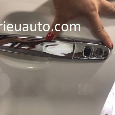 viền đèn trước xe toyota Rush