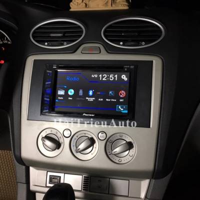 Màn hình dvd cho xe ESCAPE