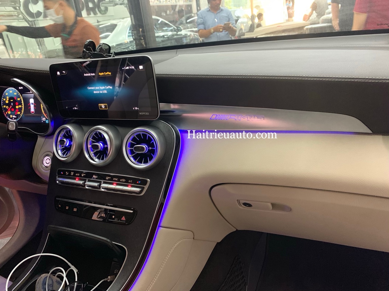 Thanh LED AMG cho xe Mercedes GLC 300 2020 5 Image