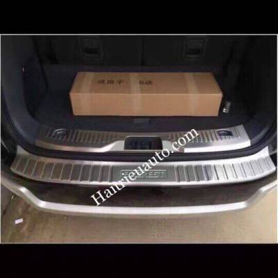 trang trí nắp capo cho xe ford ranger 2017