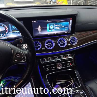 Cửa gió Turbine đèn LED theo xe Mercedes E300