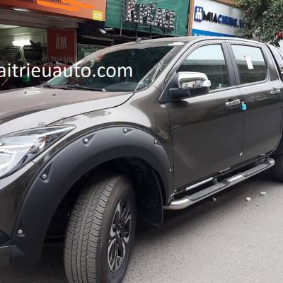ốp cua lốp cho xe Mazda BT50