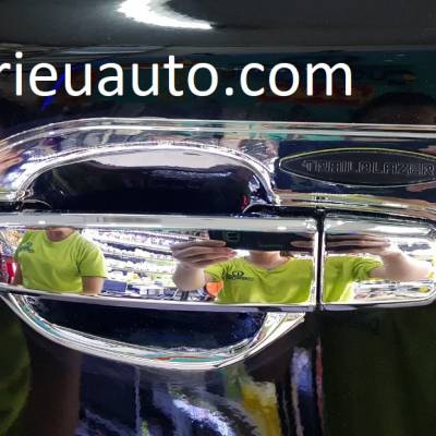 viền đèn sau xe TRAILBLAZER