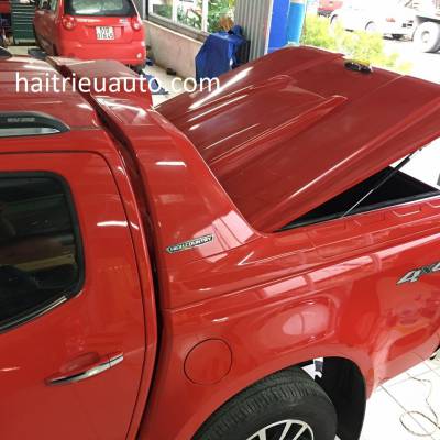 ốp cua lốp co đình cho xe colorado 2018