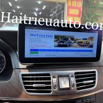 Màn hình android theo xe Mercedes C300 2018