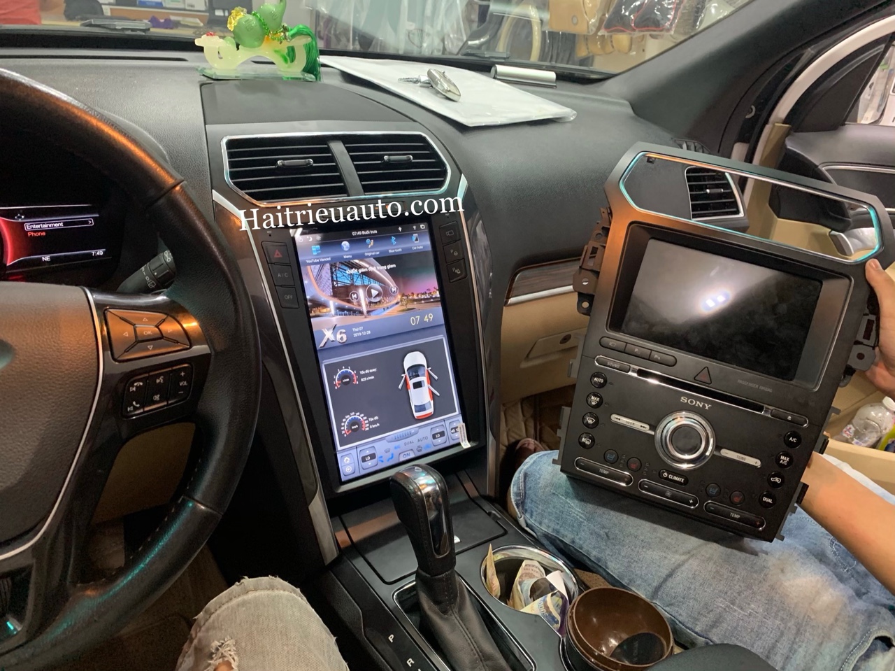 Màn hình tesla android xe Ford Explorer 7 Image