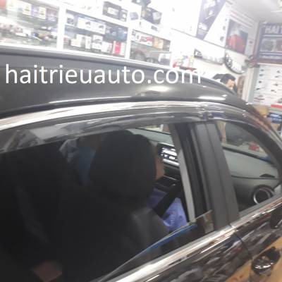 che mưa hyundai kona