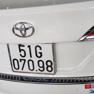 nắp xăng cho xe toyota vios 2018