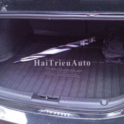 Chống trầy cốp trong Mazda 3