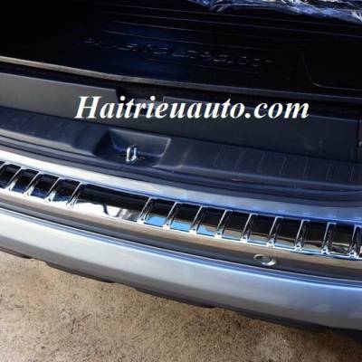 Nẹp chân kính Mitshubishi Pajero Sport