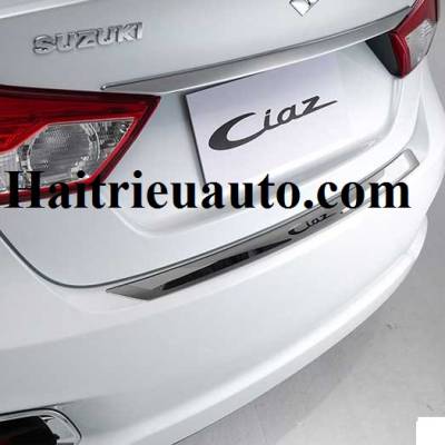 nẹp bước chân có đèn cho xe Suzuki Ciaz