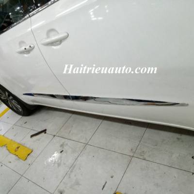 Chống trầy cốp sau Kia Sedona