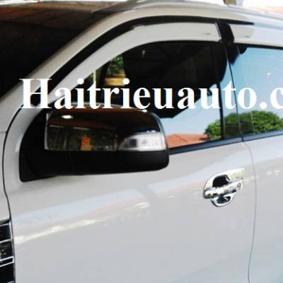 ỐP CUA BÁNH XE FORD EVEREST