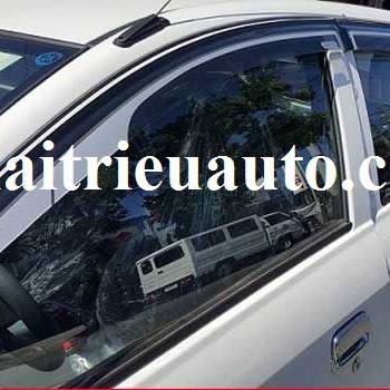 nẹp bước chân trong xe Toyota Wigo