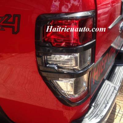 Vè che mưa Ford Ranger