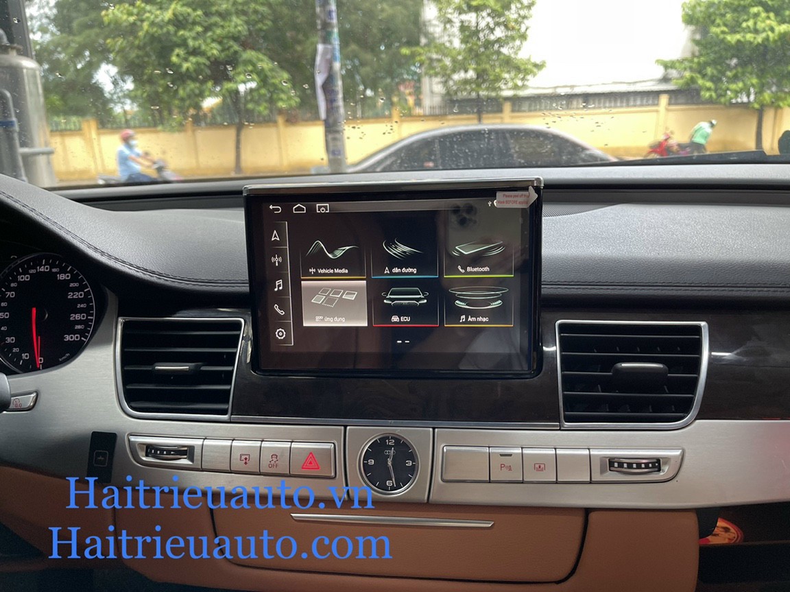 màn hình android theo xe audi A8 5 Image