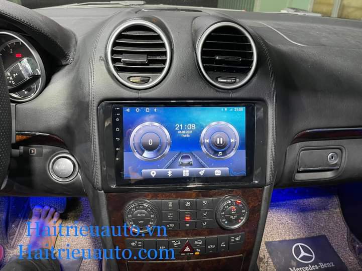 màn hình android theo xe mercedes GL 3 Image
