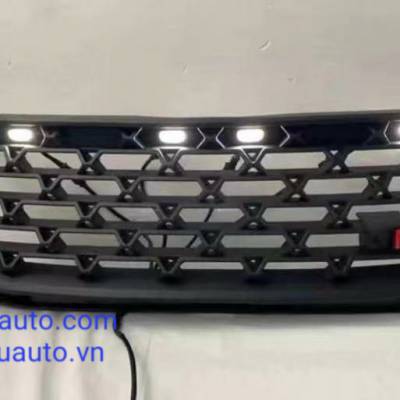 nẹp bước chân có đèn led xe land cruiser