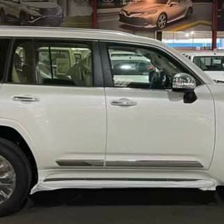 ốp cản trước sau xe land cruiser 2021