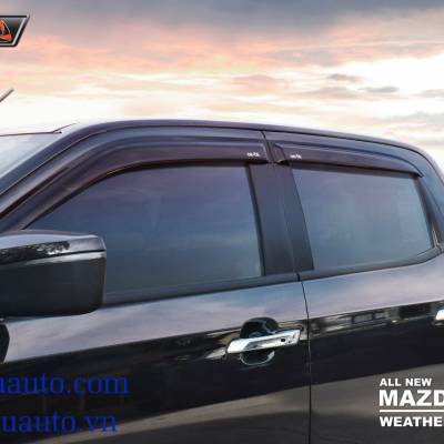 Ốp cua lốp xe Mazda BT 50 2022