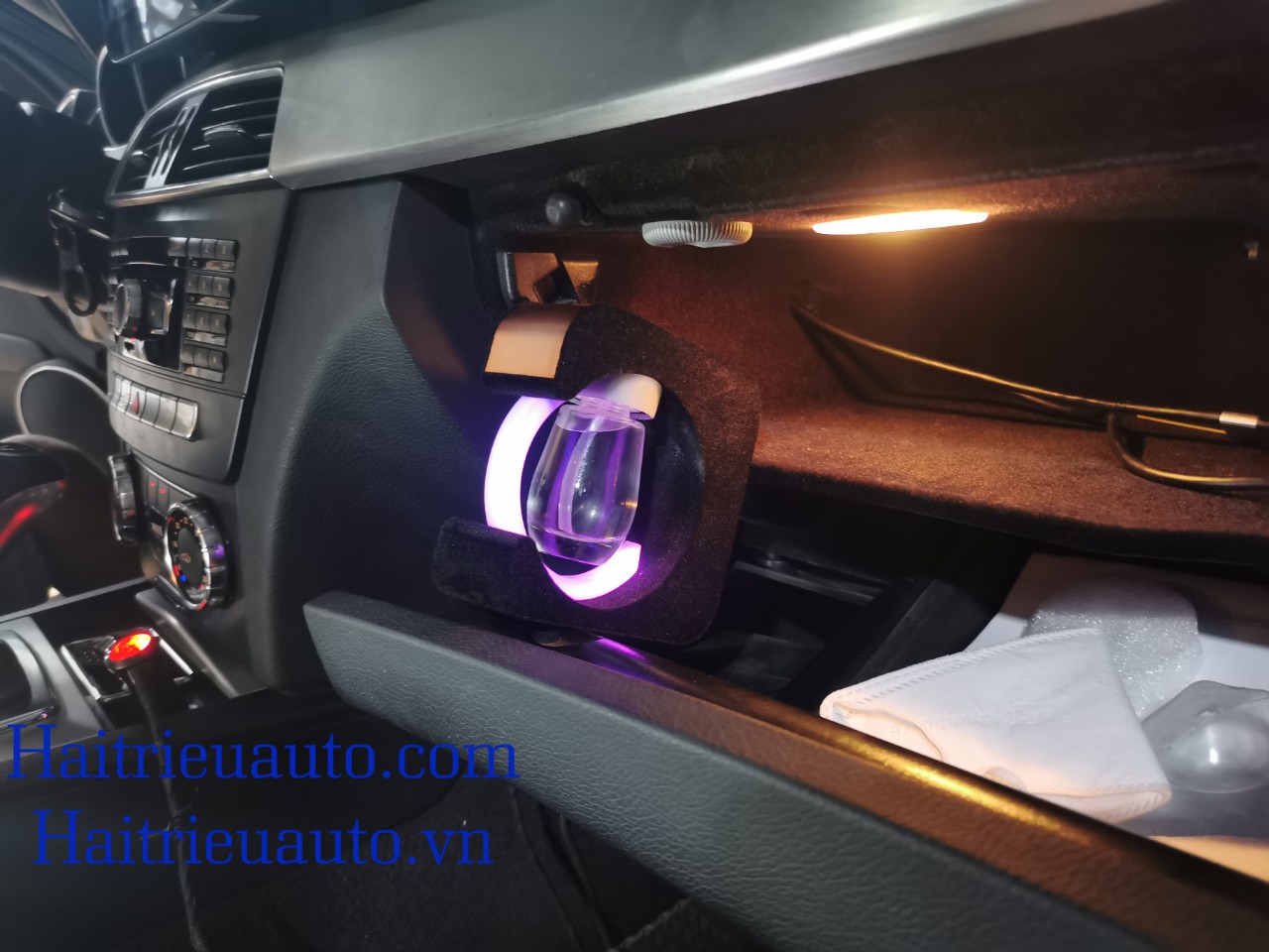 Hệ thống nước hoa xe Hyundai Santafe 3 Image