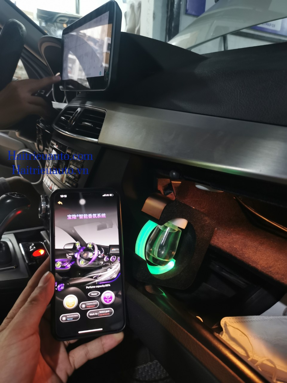 Bộ nước hoa phun xe Mercedes C 2013 2 Image