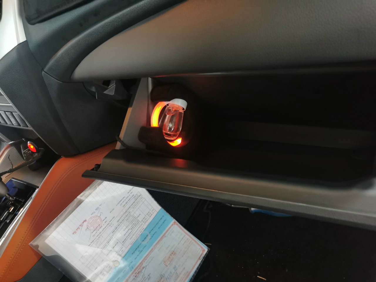 Hệ thống nước hoa xe Kia Carnival 6 Image