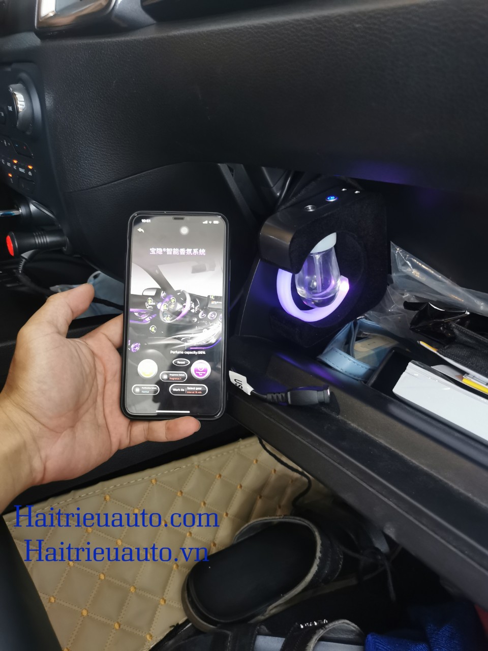 Hệ thống nước hoa xe Kia Carnival 2 Image