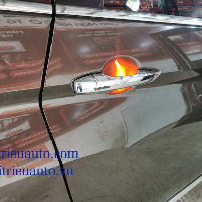 Led cửa kính xe Xpnader