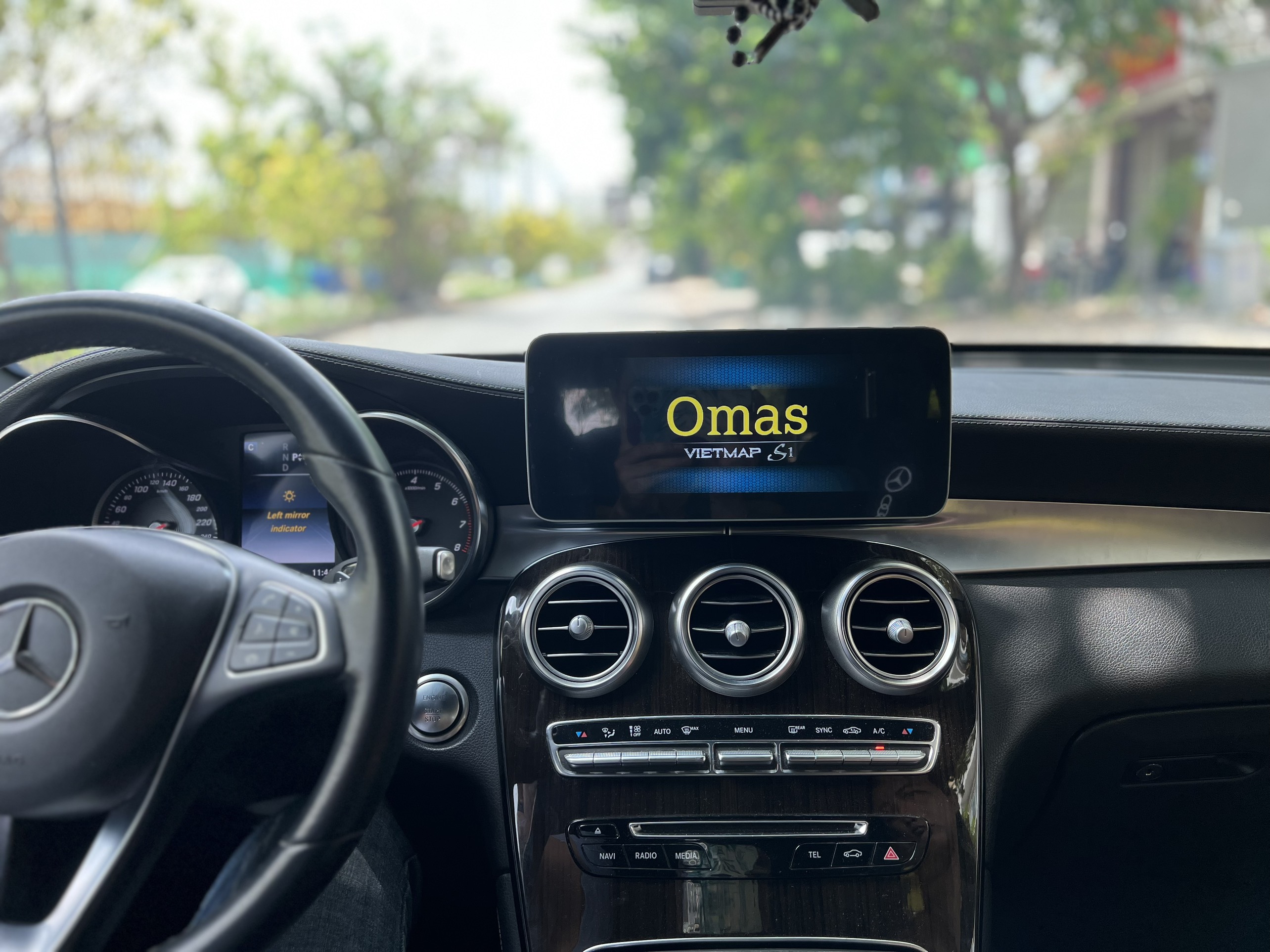 Màn hình android Omas Pro 360 xe Mercedes GLC 7 Image