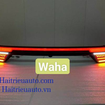 Đèn led tay mở cốp xe Everest 2023