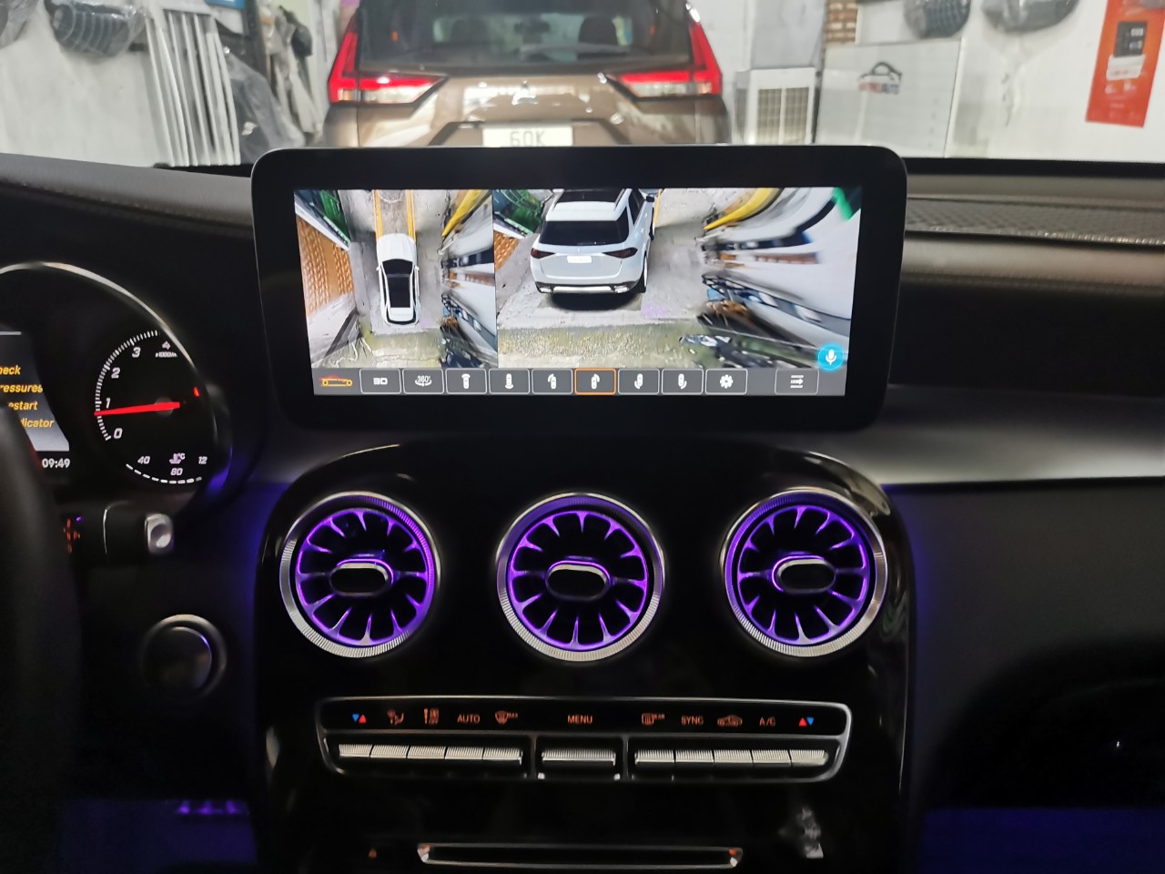 Màn hình android Omas Pro 360 xe Mercedes GLC 8 Image