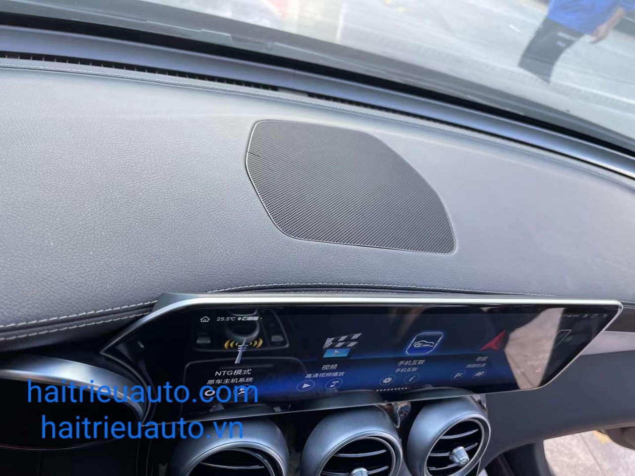 Màn hình ãndroid 14.9in xe mercedes 4 Image