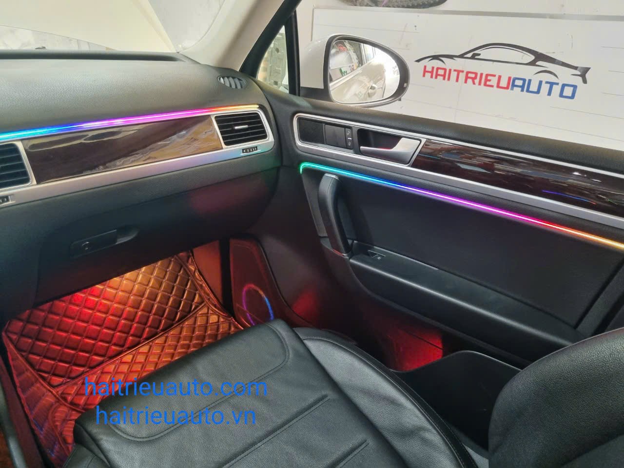 Led nội thất xe VOLKSWAGEN TOUAREG 2012-2017 4 Image
