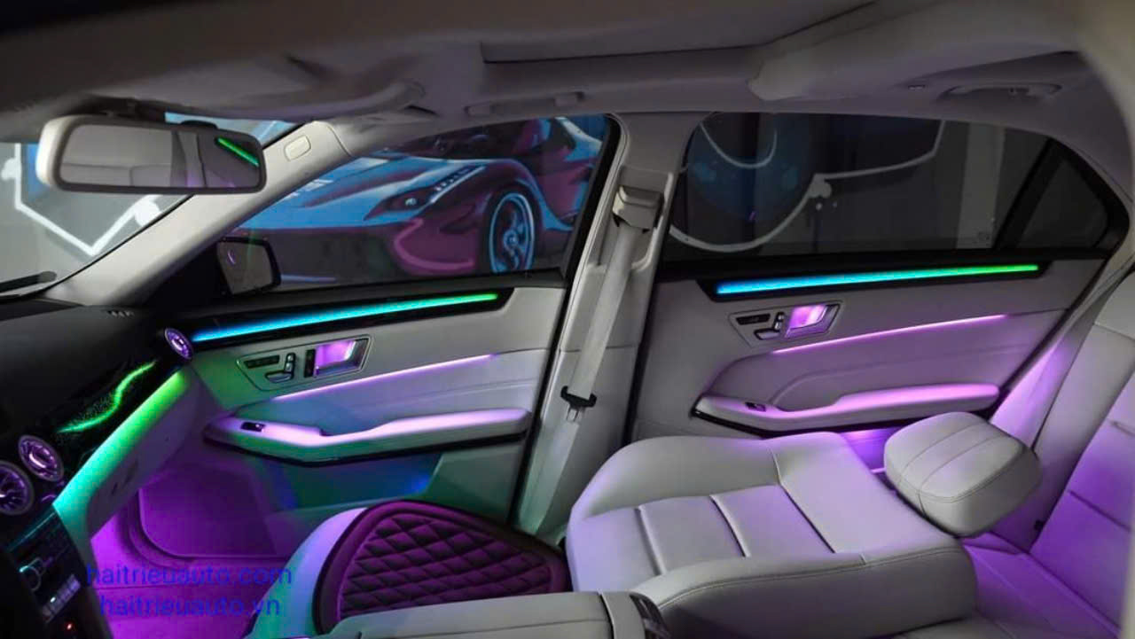 Led nội thất xe mercedes E 9 Image