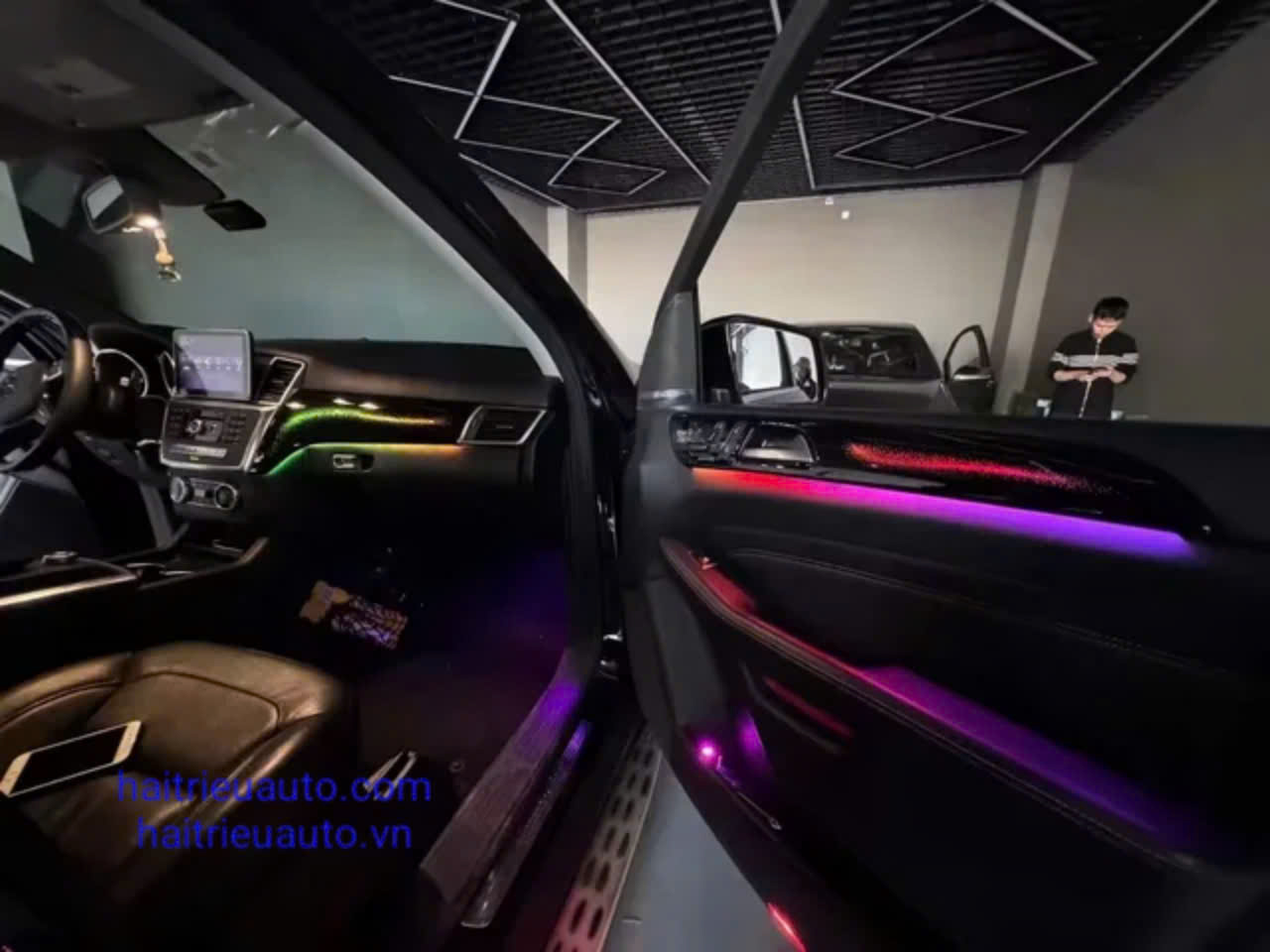 Led nội thất xe Mercedes GLS 3 Image