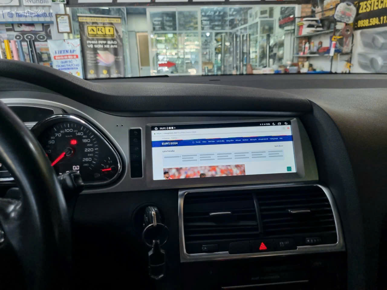 Màn hình android theo xe Audi Q7 2010 6 Image