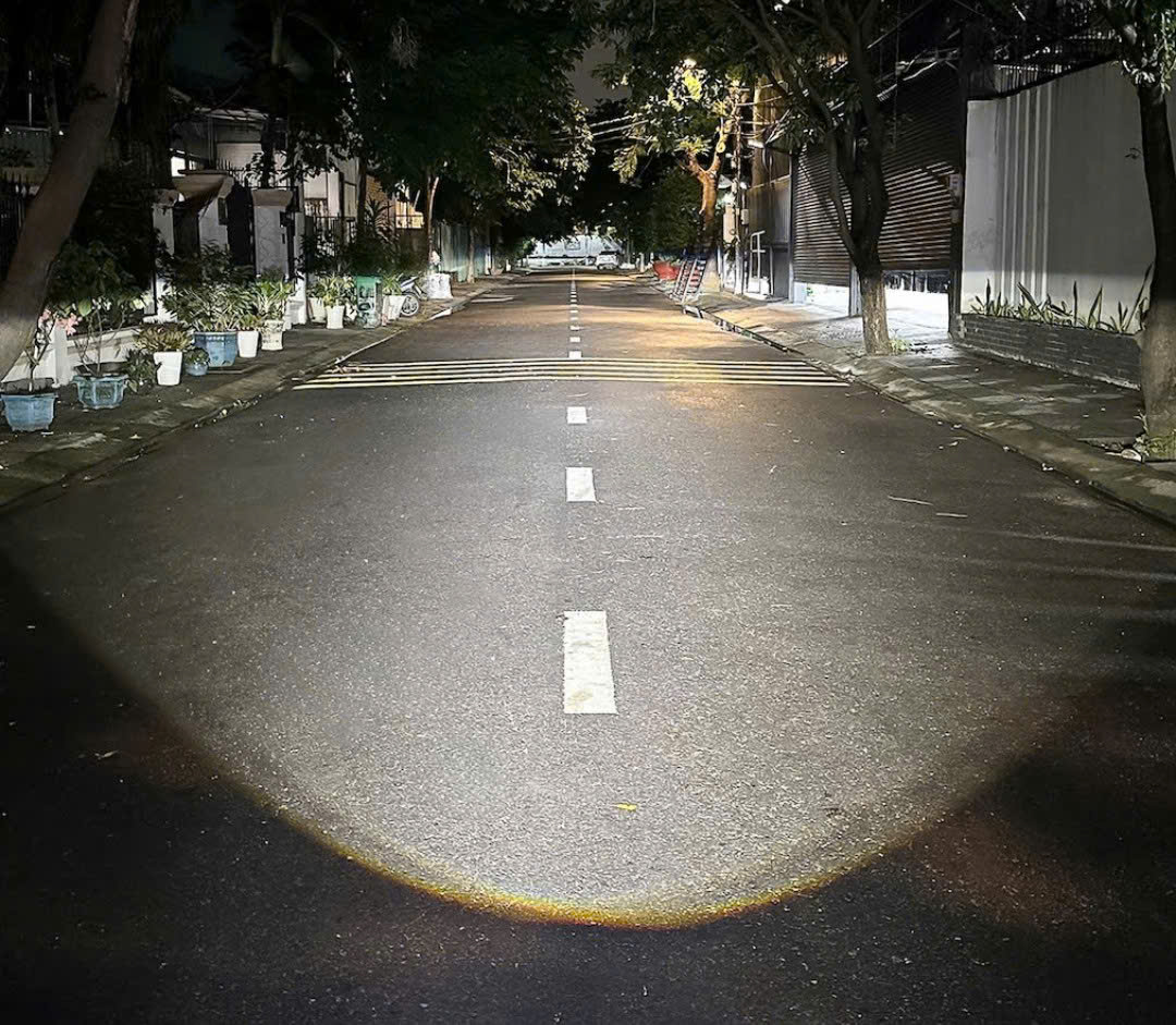 BI GẦM X-LIGHT F10 TURBO 5 Image