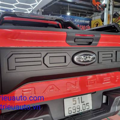 Tay hõm cửa xe Ford Ranger 2025