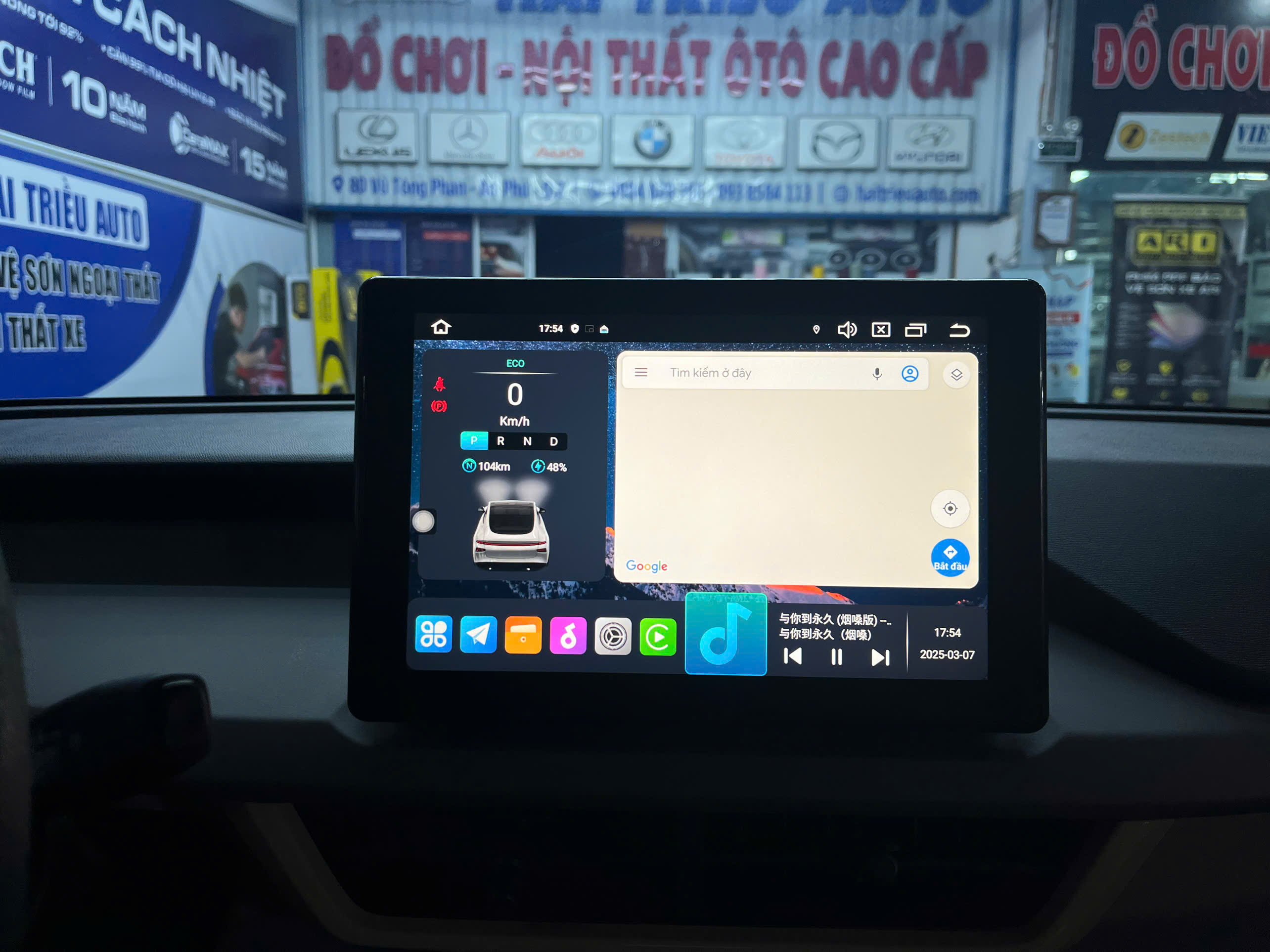 Màn hình android xe Vinfast VF3 3 Image