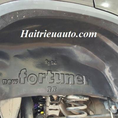 Viền đèn trước Fortuner 2017