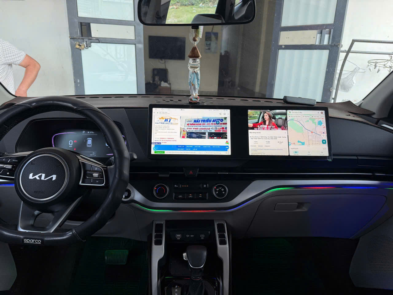 Màn hình android Omas A11 xe Kia Carens 2 Image