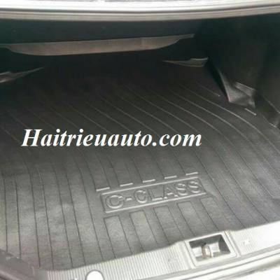 lắp camera lùi cho xe mercedes C 300